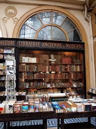Vintage Bookstore In Paris 1 By Afiori Blog Afiori Com On Flickr Bookstore Bookshop Book Nooks