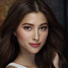 She was born in 1990s, in millennials generation. Maureen Wroblewitz Bio Age Net Worth Height Single Nationality Body Measurement Career