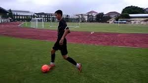 We did not find results for: Cara Menggiring Dan Menendang Bola Youtube