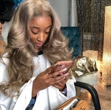 Black And Blonde Quick Weave Pin By Makaila Carter Mark On Mi Hair Wig Hairstyles Blonde Hair Black Girls Front Lace Wigs Human Hair