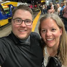 Meet Chase Williams! The 11th person in Skyline history to hit 400 accounts  in a single year! Chase Williams' story began in a small Minnesota town,  where he was the youngest of