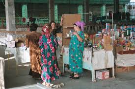 ダンジョンの奥に300年封印されていた魔王リリアルを助け出して仲間にするが 交換条件として散々精を絞り… 自称発明家『光田美男/こうだ びだん』が、【透視コンタクト】を開発 その１で完全透視に成功! ã‚¦ã‚ºãƒ™ã‚­ã‚¹ã‚¿ãƒ³ã®æ–‡åŒ– Wikipedia