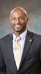 Eddie Armstead's Instagram, Twitter & Facebook