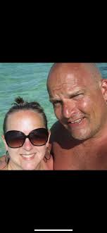 I was seven years old here -grade2 Hutton St.PS. I am in back row,third  from left. How's this for a memory --next to me Peter Baguely,Robert  Perkins,?,Peter Pilley and Bruce Featherstone. Front