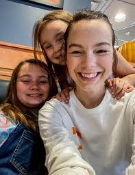 Laurie Dougherty's Instagram, Twitter & Facebook