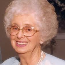 Sandy Crowe's Instagram, Twitter & Facebook