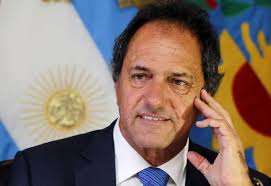 Mirtha recibe a Scioli junto a su esposa Karina en mesa variada