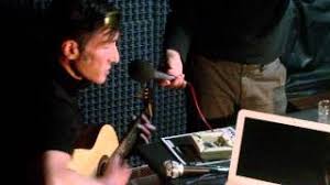 Estoy en el mejor momento de mi carrera sentimental y artística, estoy rodeado de grabó los dos primeros discos de los redondos, de donde se fue distanciado con el indio solari. Chords For Willy Crook Un Tal Brigitte Bardot Hd Fm Imaginaria 99 5 G Pico L P