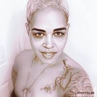 Adrienne Foote's Instagram, Twitter & Facebook