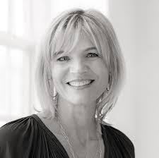 Lucy Adams's Instagram, Twitter & Facebook