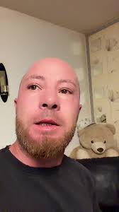 Doar eu văd numa păsărici😂😂