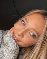 Chris Guile's Instagram, Twitter & Facebook