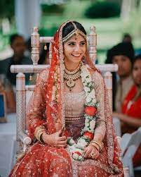 Trending Extremely Beautiful Baby S Breath Jaimalas Designs Shaadisaga Indian Wedding Ceremony Hindu Wedding Wedding Outfit