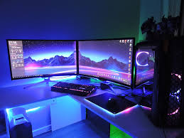 Have Come Across Many Great Lighting Setups But This One Is By Far My Favorite Theme Gaming Desk Setup Pc Gaming Setup Gaming Room Setup Msi b150m mortar arctic micro atx ram: gaming desk setup