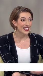 Ellen Bryan's Instagram, Twitter & Facebook