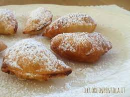 Preparare le cassatelle di ricotta a casa non è un'impresa impossibile. Ricetta Del Giorno Cassatelle Di Ricotta Siciliane Live Sicilia