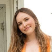 Lauren Witkowski's Instagram, Twitter & Facebook