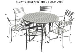Large lounge/ dining room with. Round Dining Table Harrod Horticultural