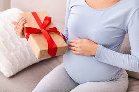 Perfect christmas gift, get well soon, congratulations, romantic valentines or anniversary present ideas for him and her: 15 Special Gifts For Your Newly Pregnant Friend Full Heart Mommy