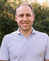 🚨 Big News Alert! 🚨 We couldn't keep this to ourselves: Our very own Dr.  Jonathan Leicht, President and CEO of Mosaic will receive the ABVMA  Communications Award at the @abvma_official Leadership