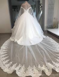 2019 Best Selling Chapel Length Veil Bling Bling Sequins Beads Bridal Veils Appliques Lace Edge Crystals 1t With Comb Attached Long 5 M Wedd Chapel Veil Ivory V Ball Gowns Wedding