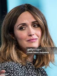 168 Debra Byrne Stock Photos, High-Res Pictures, and Images