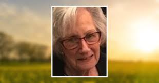 Tracy Alder's Instagram, Twitter & Facebook