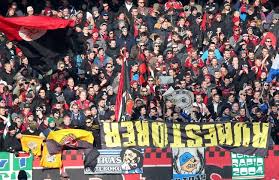 Offizielle website des vereins sg dynamo dresden e.v. Nurnberger Ultras Prasentieren Dresdner Ruhestorer Fahne Fanzeit