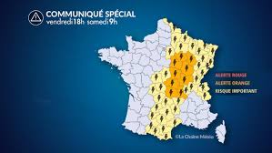 See lightning strikes in real time across the planet. Alerte Meteo Episode Pluvio Orageux Actif Actualites La Chaine Meteo