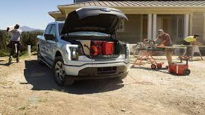 Don't miss what's happening in your neighborhood. Ford F 150 Lightning 2022 Mit Elektroantrieb Auto Motor Und Sport