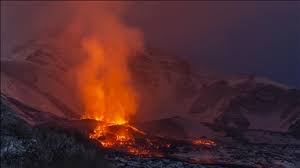 Mᴀssive fire spreads after Kanlaon Volcano eruption in central Philippines