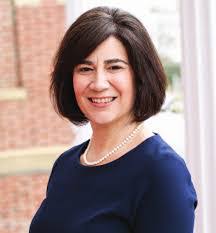 Courtney Powers's Instagram, Twitter & Facebook