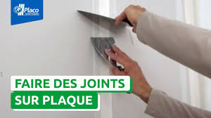 Pour les angles saillants, utilisez plutôt des bandes armées ou cornières d'angle (métalliques ou commencez par la coller sur le haut. Poser Une Bande A Joint De Placo La Methode