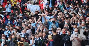 #football imagine #football #england football #england national football team #england i'm not ruling myself out of being this type of football fan, mind you. English Football Fans Make Wembley Return In League Cup Final Coronavirus Pandemic News Al Jazeera