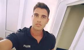 Μάλιστα, από την πρωινή εκπομπή του open προβλήθηκε και το μήνυμα του. Baggelhs Mpatarlhs Astynomikos Kik Mpo3er Poy Epese Apo Ypsos 10 Metrwn Sthn Prospa8eia Toy Na Syllabei Diarrhkth Alldaynews Gr