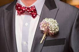 婚禮顧問教你如何配戴「胸花」