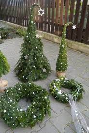 Hier kannst du auch gerne zu naturmaterialien greifen, wie moos, tannenzapfen, walnüsse oder eicheln. 61 Weihnachtsdeko Aussen Ideen Weihnachtsdeko Aussen Weihnachtsdeko Weihnachtsdekoration