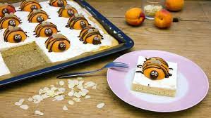 Ich finde der kuchen passt perfekt zu ostern und zum frühling bzw. Bienenkuchen Saftiger Kuchen Mit Aprikosenbienen Bayern 1 Radio Br De