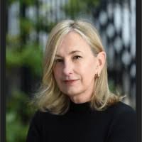 1600+ "Queen" profiles