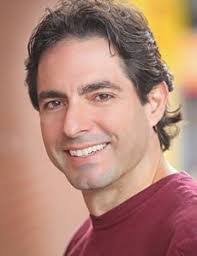 Richard Mollo's Instagram, Twitter & Facebook