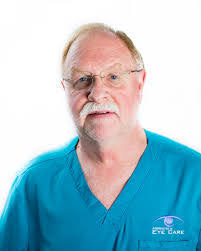 Steve Mckinley's Instagram, Twitter & Facebook