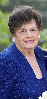 Hannah Conte's Instagram, Twitter & Facebook