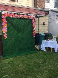 Diy Flower Backdrop 99 Cent Store Flowers 20 Grass Backdrop From Home Depot Grass Backdrops Flower Backdrop Diy Flower Backdrop