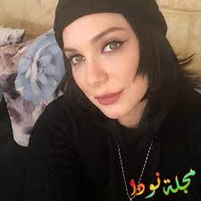 احتفلت الممثلة السورية سلاف فواخرجي بعيد ميلاد إبنها الكبير حمزة الـ21، رغم غيابه بسبب دراسته في الخارج، من خلال إحتفال بسيط مع أخيها وعائلته. Ø³Ù„Ø§Ù ÙÙˆØ§Ø®Ø±Ø¬ÙŠ Ù…Ø¹Ù„ÙˆÙ…Ø§Øª ÙˆØªÙ‚Ø±ÙŠØ± ÙƒØ§Ù…Ù„ ÙˆØµÙˆØ± Ù…Ø´Ø§Ù‡ÙŠØ± Ø¹Ø±Ø¨ Ù†ÙˆØ¯Ø§