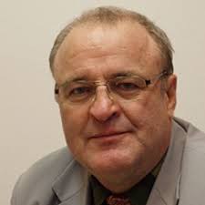 Does anyone know a functioning predictable Quantum Computer?