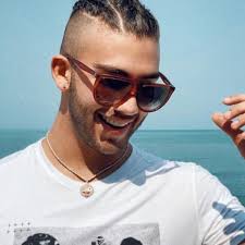 Manuel turizo en la guitarra?. No Podemos Con Tanto Fans De Manuel Turizo Pierden La Cabeza Por Esta Fotografia Mui Noticias