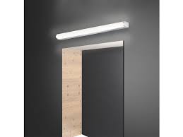 Die mit einem hochleistungs led strip ausgestatte spiegelleuchte glenos überzeugt durch ihre elegante und schmale erscheinung. Led Badezimmerlampe Baabe Honsel Leuchten Meine Wunschleuchte De