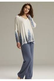 Catherines 901 Bayan Pijama Takimi Http Www Giyimci Net Bayan Pijama Takimi Modelleri Pijama Pijamatakimi Pyjamas Moda Tren Tunic Tops Normcore Fashion