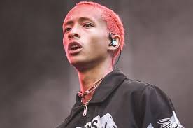 Heboh! Spekulasi Mantan Toxic Rose Blackpink Bermunculan, Jaden Smith dan  Pemilik Toko Skateboard di Ulik Imbas MV Toxic Till The End