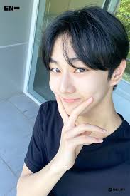 Enhypen Weverse On Twitter Celebrities Kpop Kpop Idol